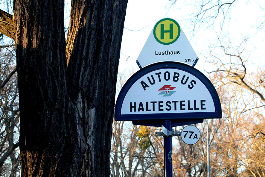 Lusthauswasser, Busstation